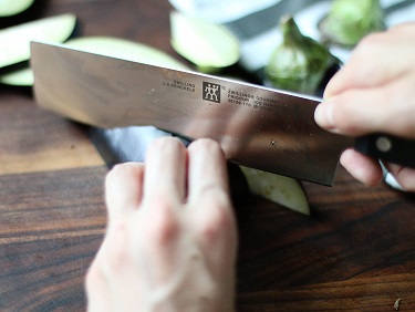 ZWILLING Gourmet nakiri knife review