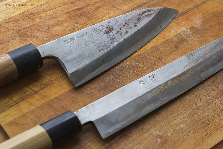 carbon steel knives