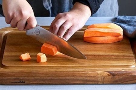 How to Use Oil on Cutting Board? | Complete Guide 2022