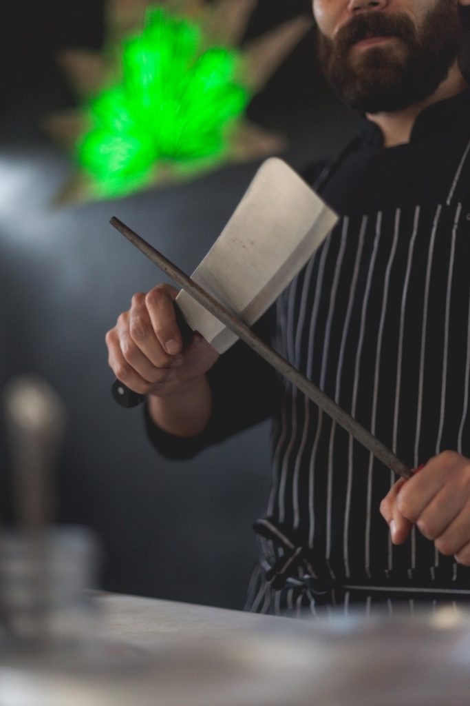 What to Look for in a Chinese Cleaver?