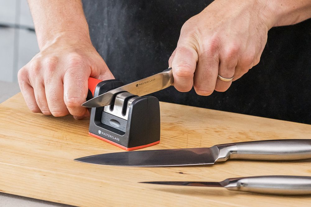 Best Kitchen Knives for Preventing Hand Strain And Fatigue During Chopping
