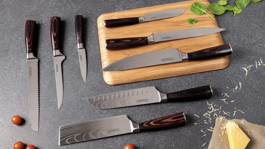 Guide to Scoring Kitchen Knife Closeout Deals - Buy Discontinued Blades at Bargain Prices