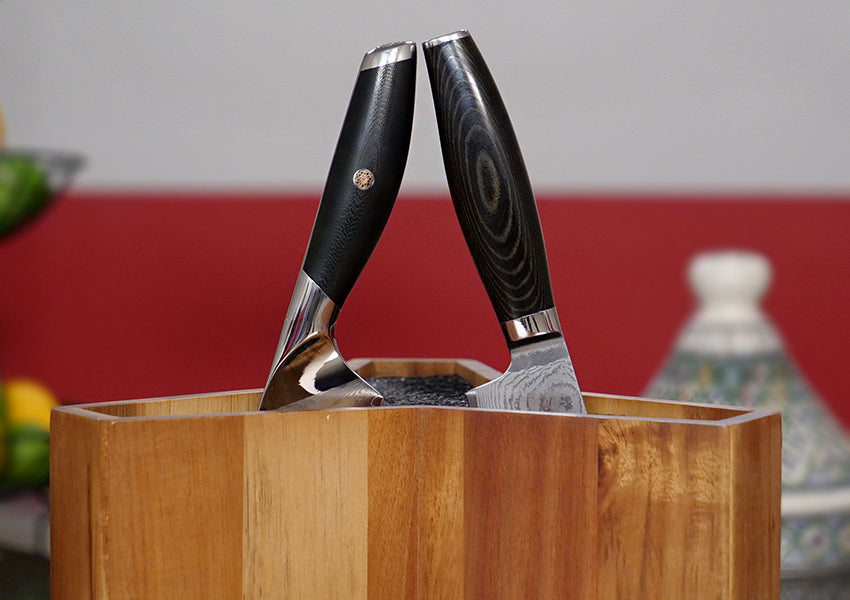 Micarta Knife Vs. Wood Knife - Handles for Durability And Beauty